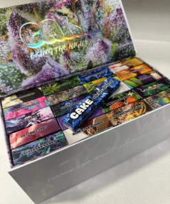 Sapphire Kush Cake Gen 6 Disposable 1G vape pen with smooth earthy kush flavor, sweet berry undertones, and relaxing indica effects